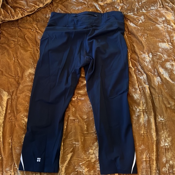 Sweaty Betty cropped black leggings - Picture 3 of 4